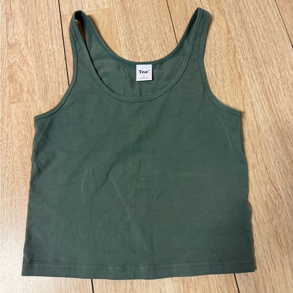 TNA Tops - TNA Aritzia Scoop Tank